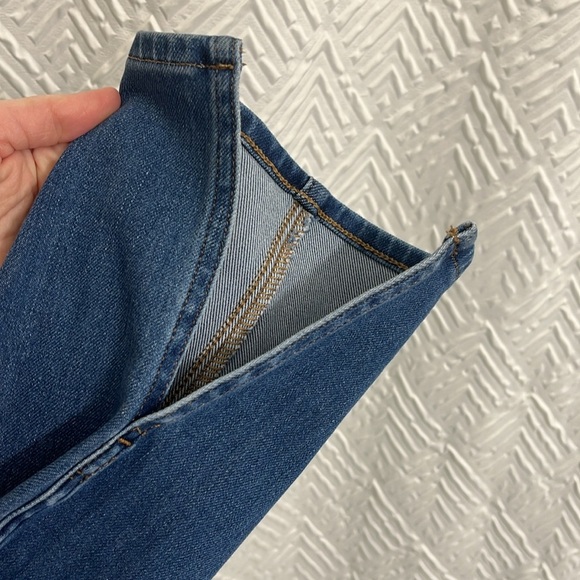 Madewell 11" HighRise Roadtripper Skinny Jeans Slit-Hem Edition Size 24 - Picture 7 of 7
